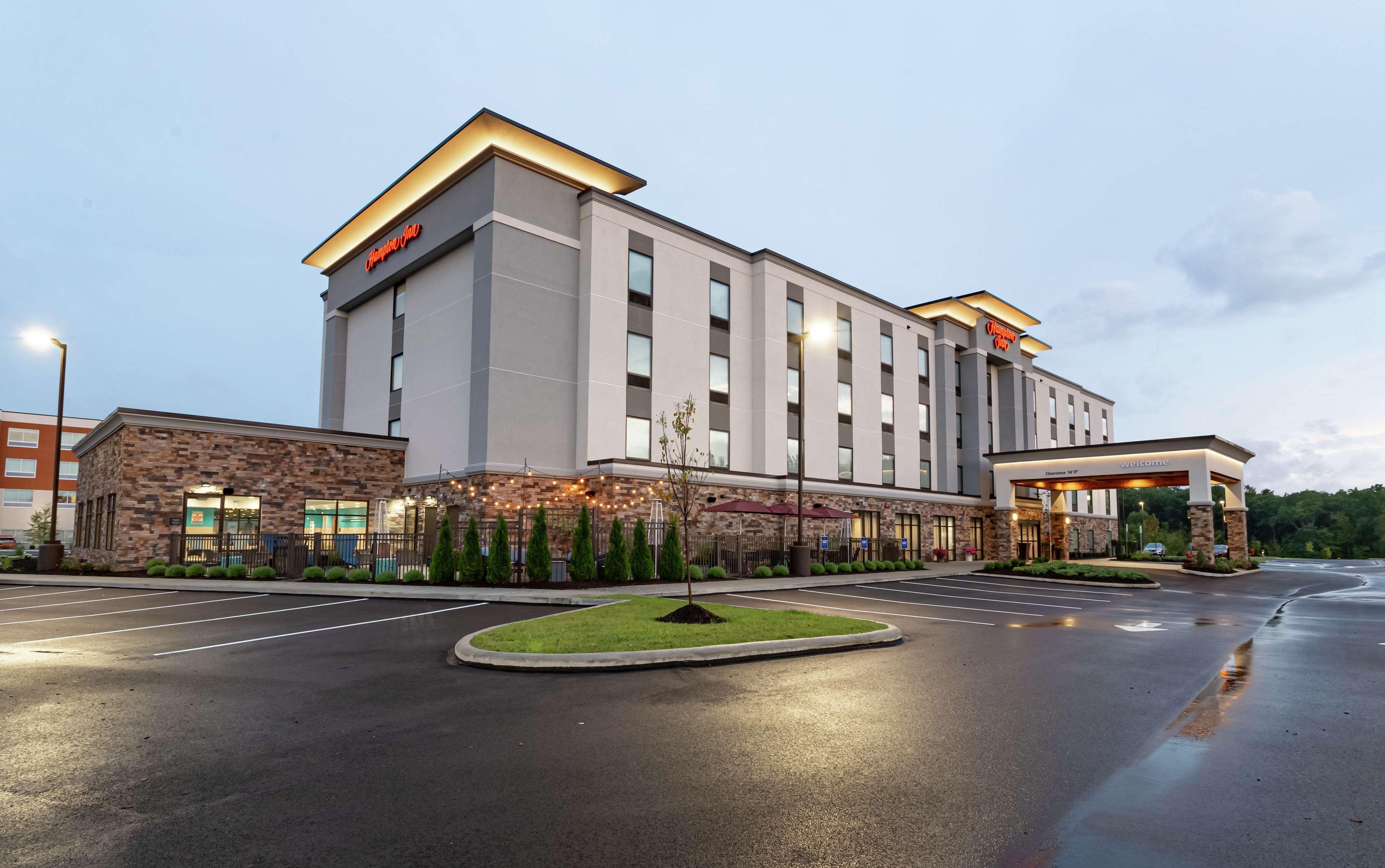 Hampton Inn Madison, Oh Exterior photo